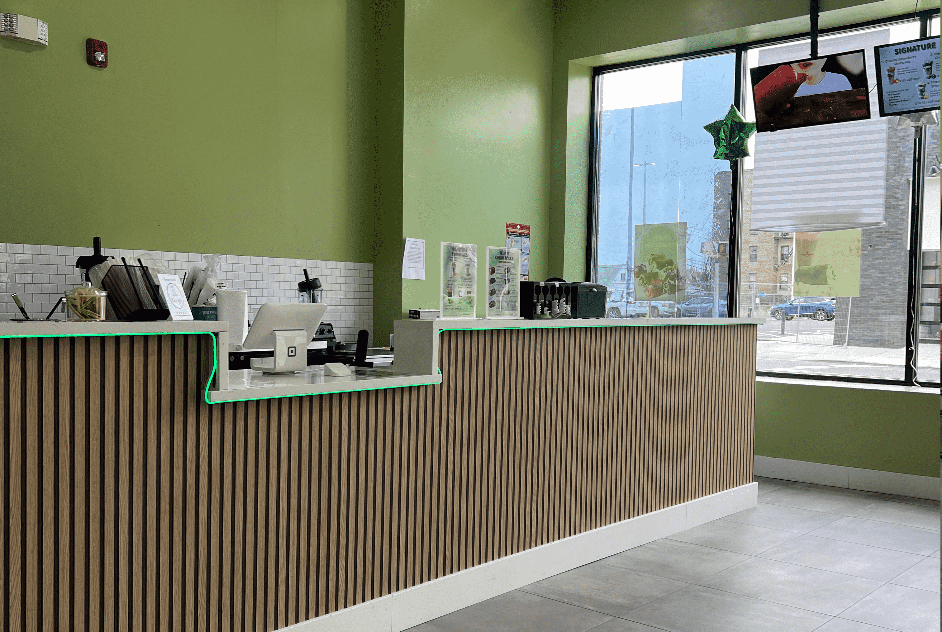 GuiltZeroSweets - Cozy Seating Area